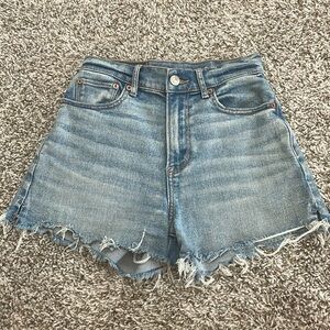 American Eagle Highest Rise 90s BOYFRIEND SHORT Stretch size 000US